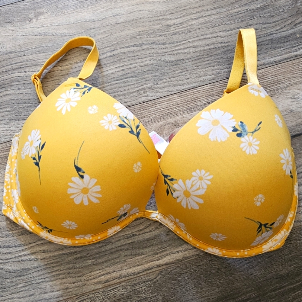 PINK WEAR EVERYWHERE SUPER PUSH UP BRA